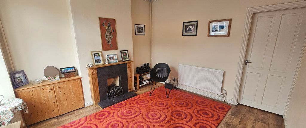 Property photo 2 of 16