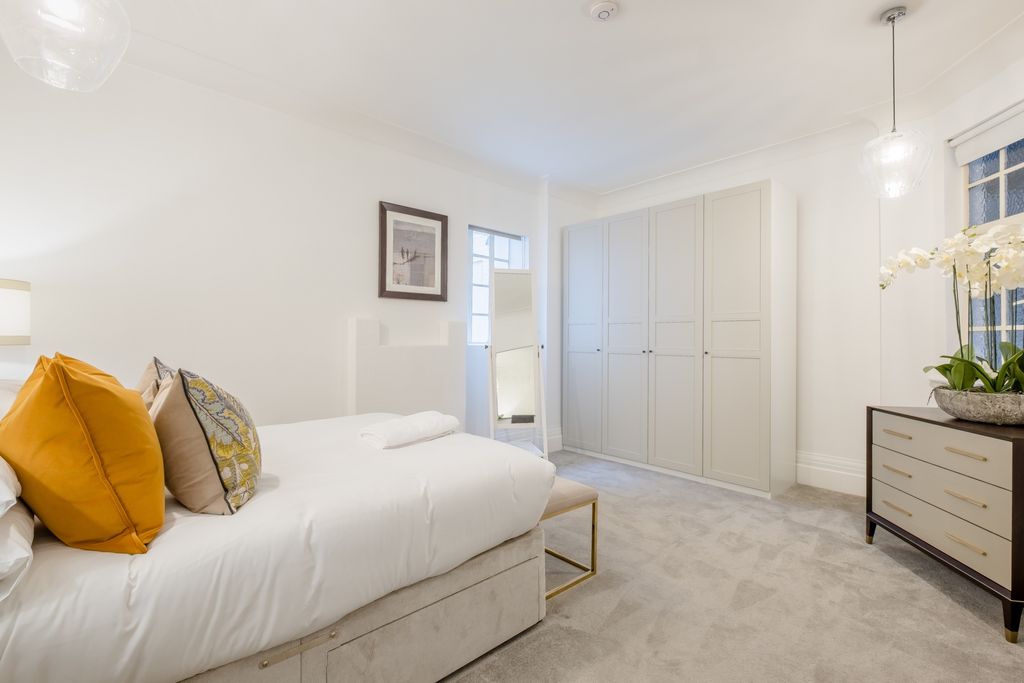 Property photo 2 of 14 Photo 2