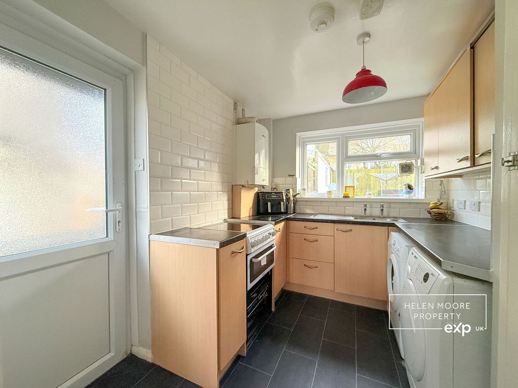 Property photo 3 of 7