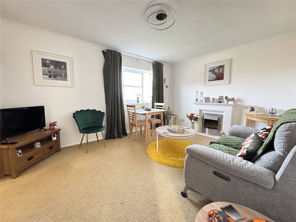 Property photo 2 of 9 Picture No. 01