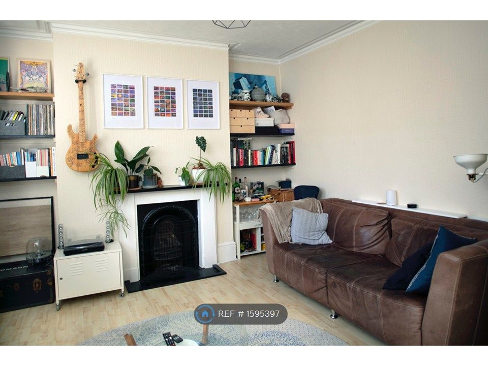 Property photo 3 of 8