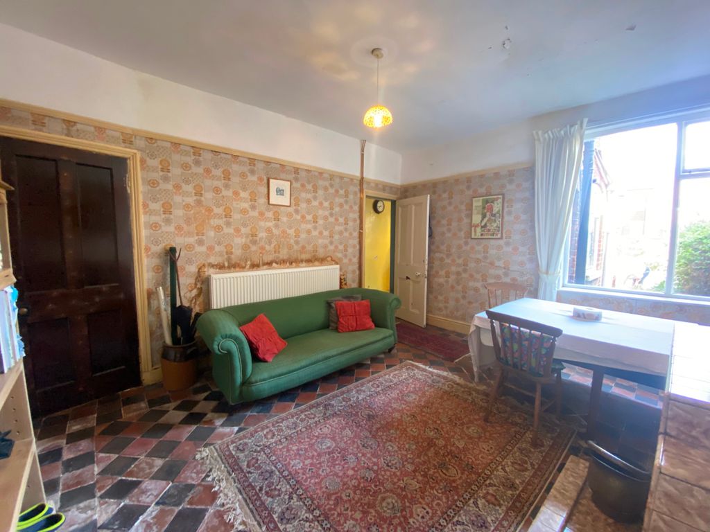 Property photo 3 of 16