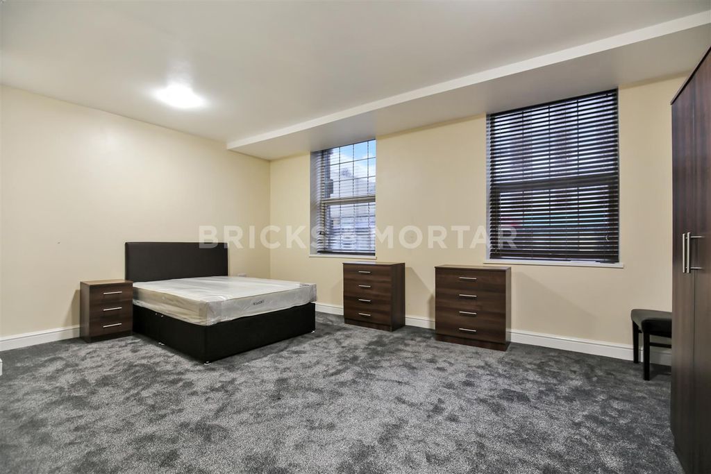 Property photo 3 of 13 Bedroom 3.Jpg