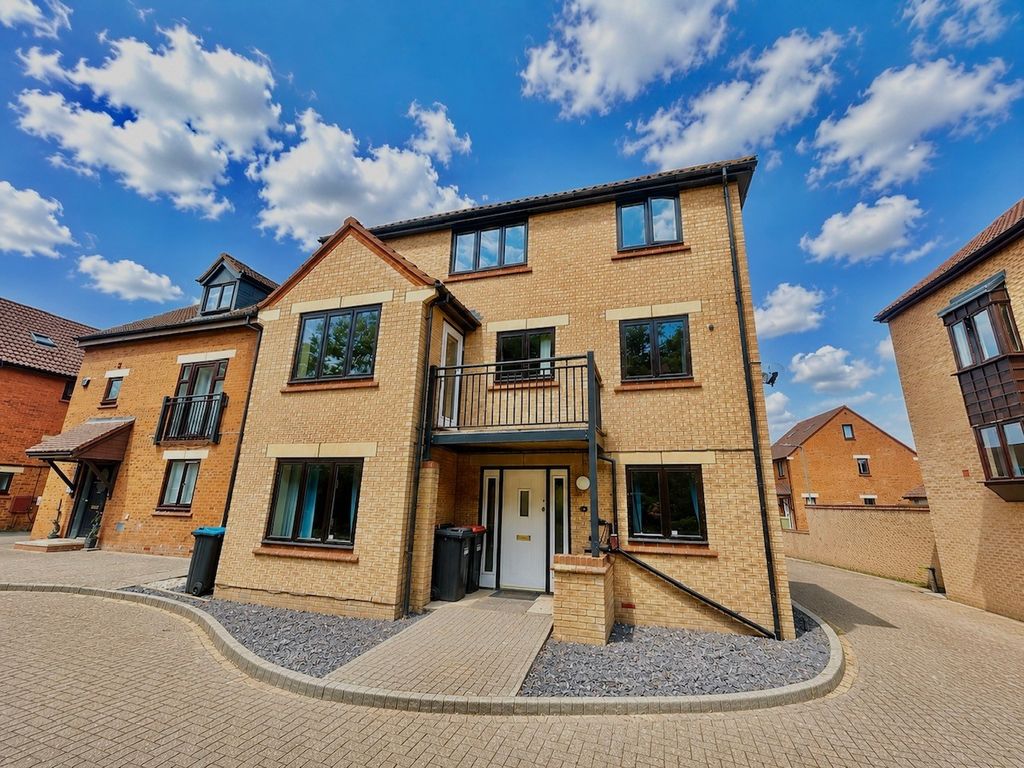 Property photo 1 of 7
