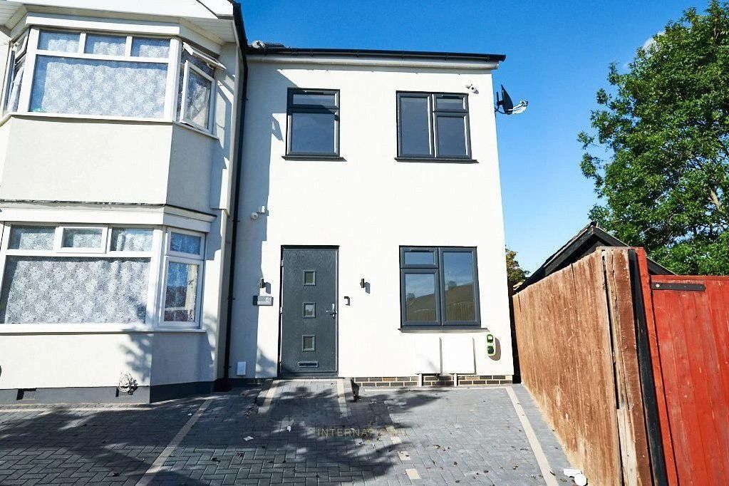 Property photo 1 of 30