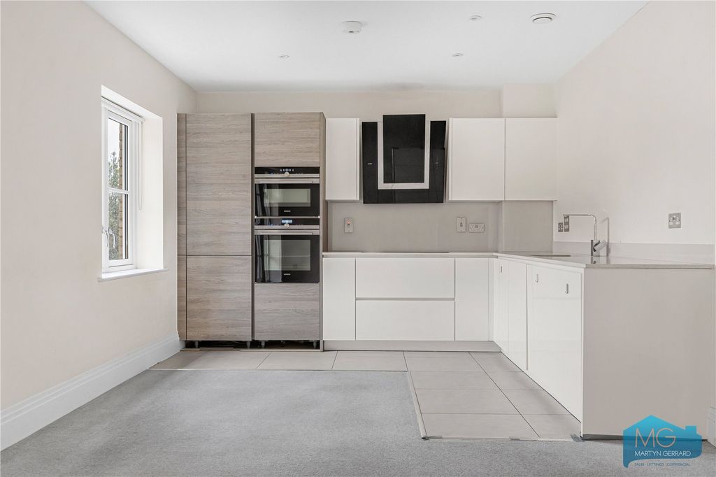 Property photo 3 of 15 Picture No. 39