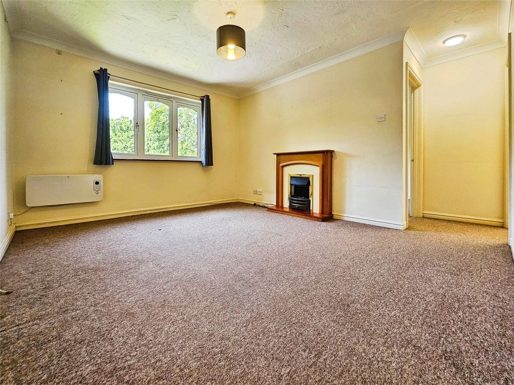 Property photo 2 of 8 Picture No. 03