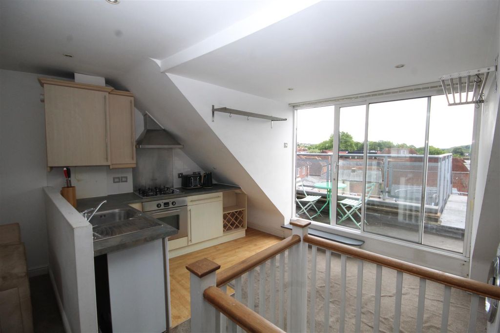 Property photo 3 of 13 Img_9973.Jpg