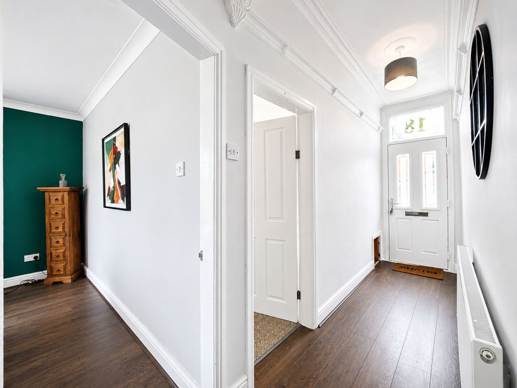 Property photo 3 of 34