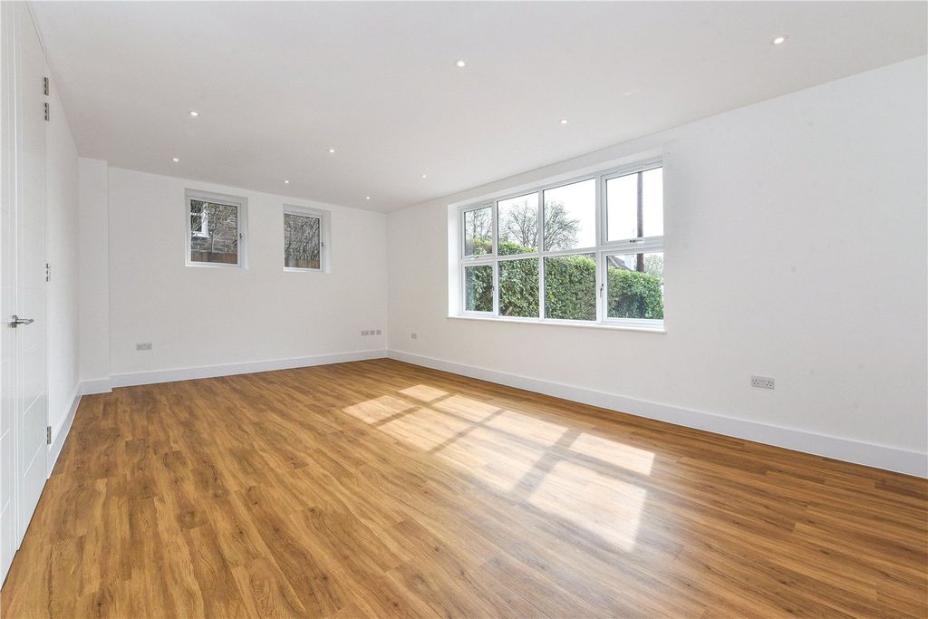 Property photo 3 of 9 Reception Room