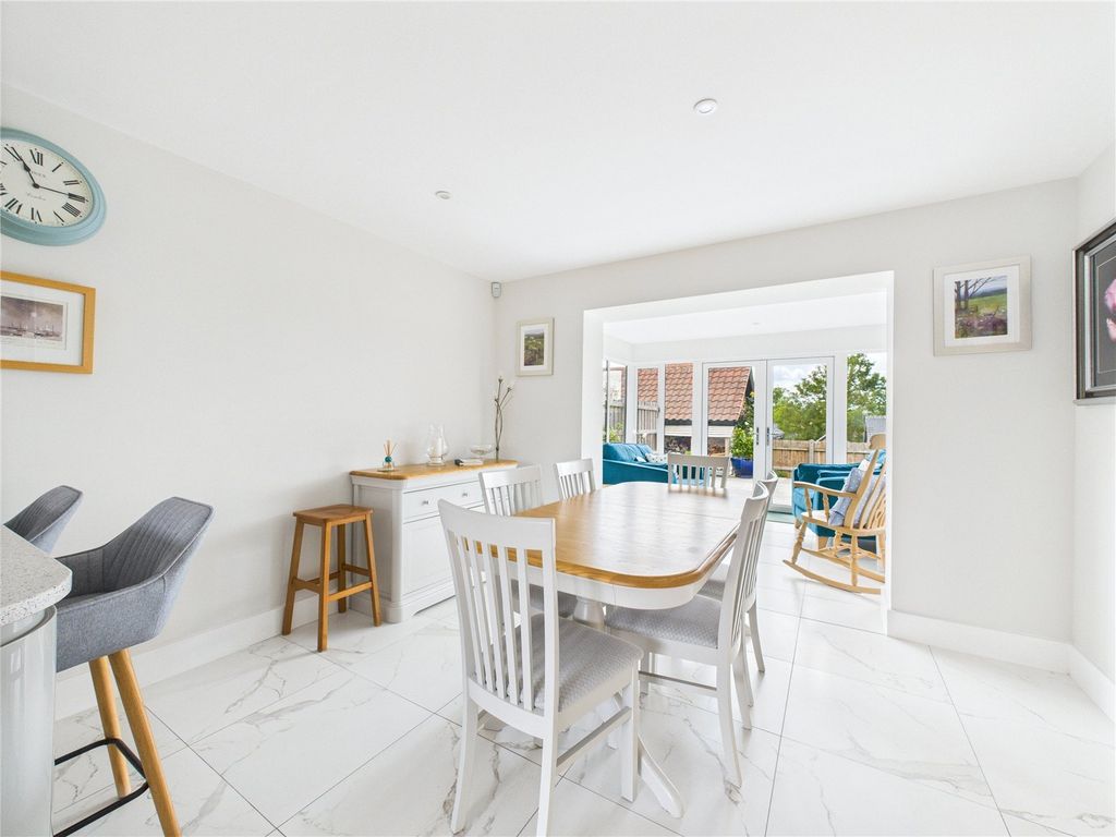 Property photo 3 of 15 Picture No. 05