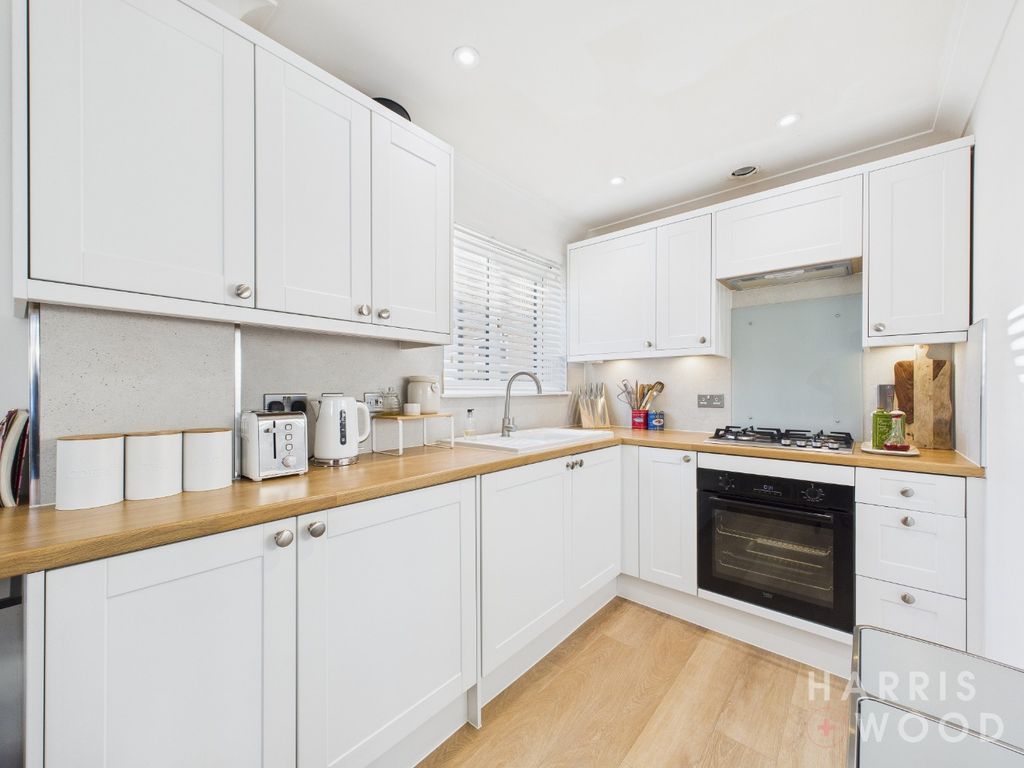 Property photo 3 of 13 4794257