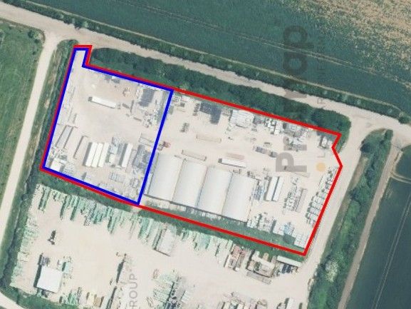 Property photo 2 of 3 Photo 4