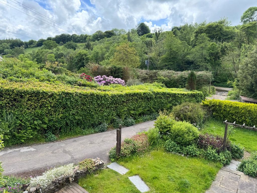 Property photo 3 of 34 Picture No. 44