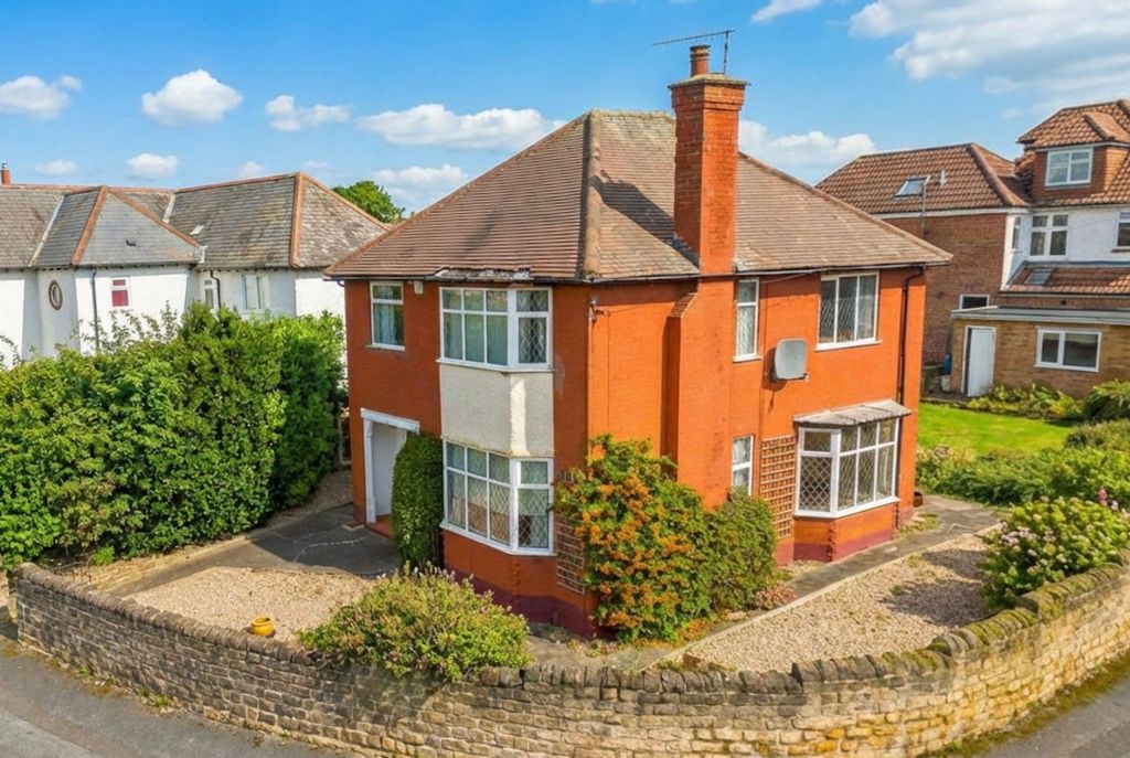 Property photo 1 of 16 Front(Digitally Enhanced)