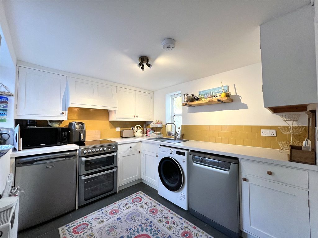Property photo 3 of 14 Picture No. 06