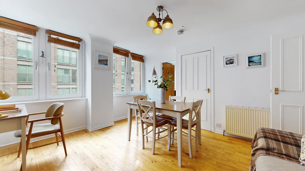 Property photo 3 of 20 12-Print-9 Watson Street Flat 8_15