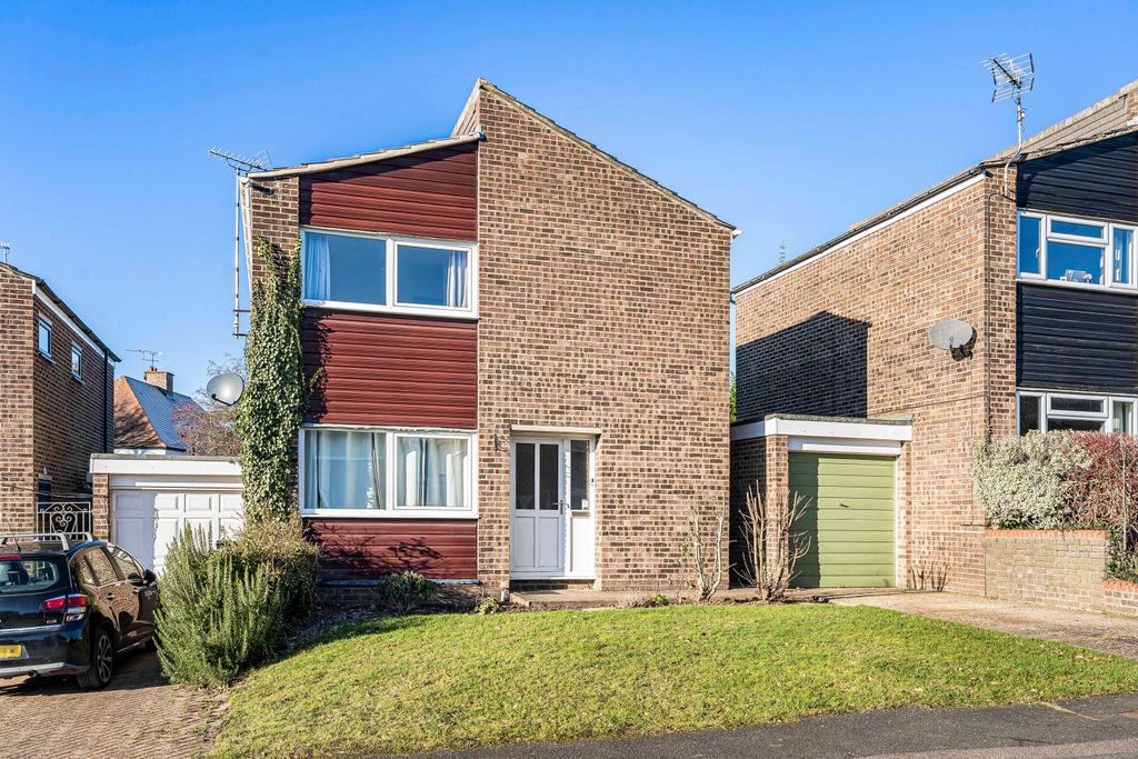 Property photo 1 of 12 Front External