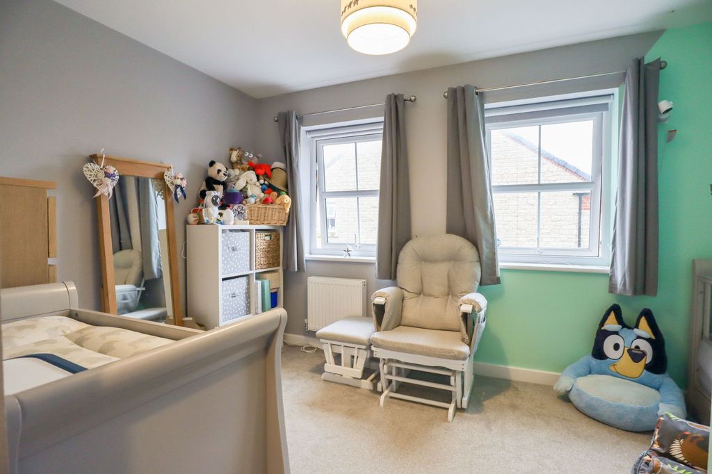 Property photo 3 of 9