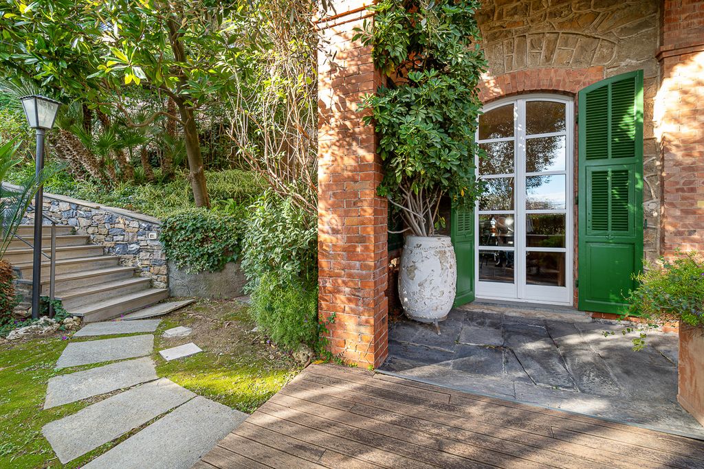 Property photo 3 of 40