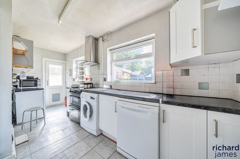 Property photo 3 of 18 0688Fe694653459793208E61E5A7Ff6d