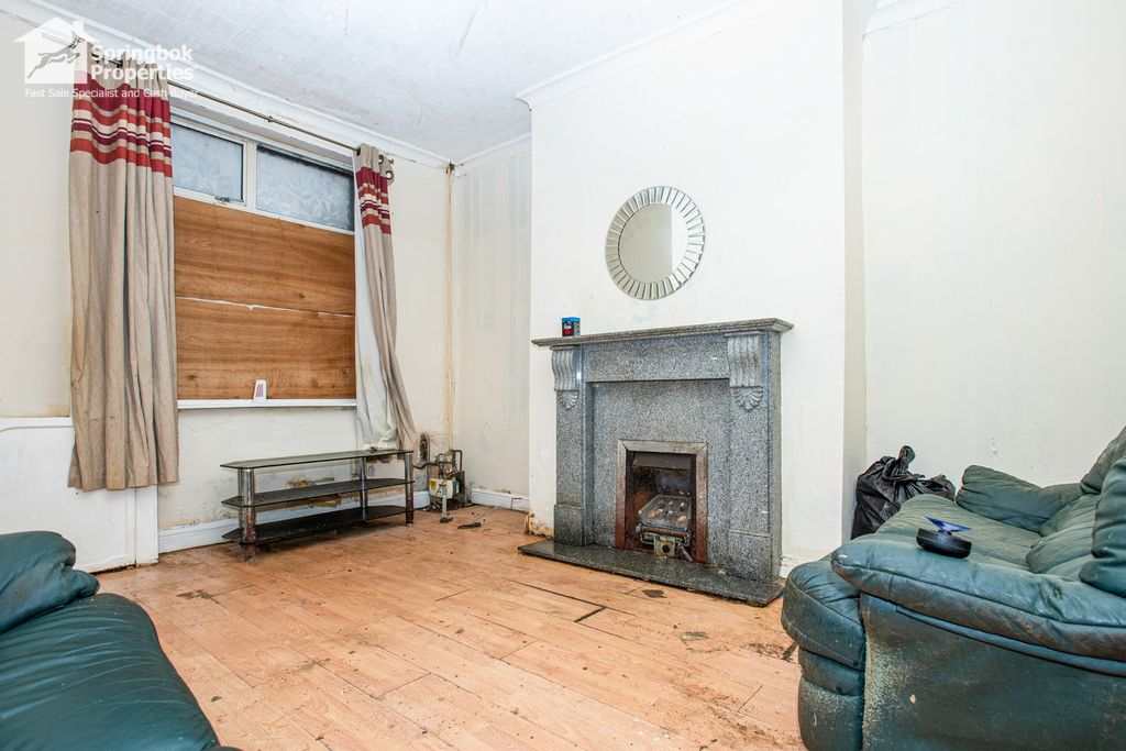 Property photo 2 of 17 Image 1