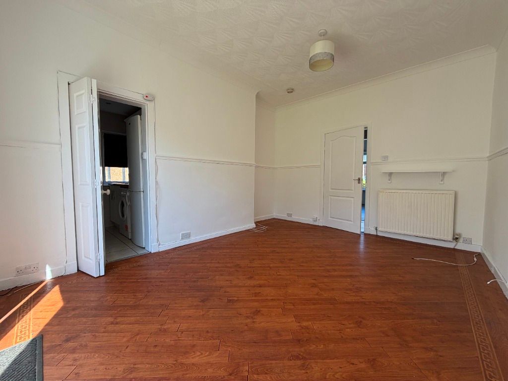 Property photo 3 of 12 Photo 3