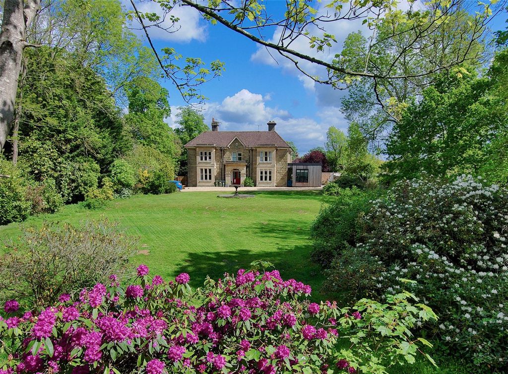 Property photo 1 of 46 Picture No. 48