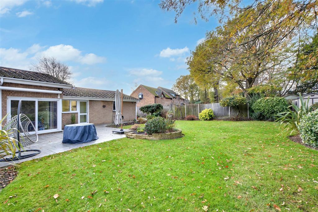 Property photo 3 of 34 Garden_7.Jpeg