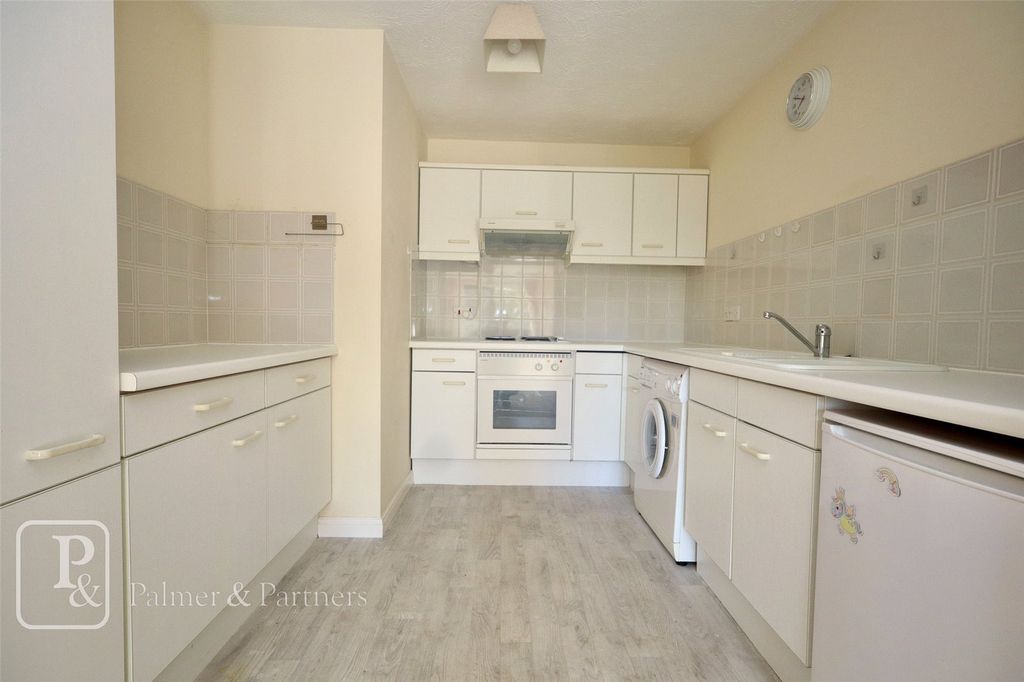 Property photo 3 of 12 Picture No. 23