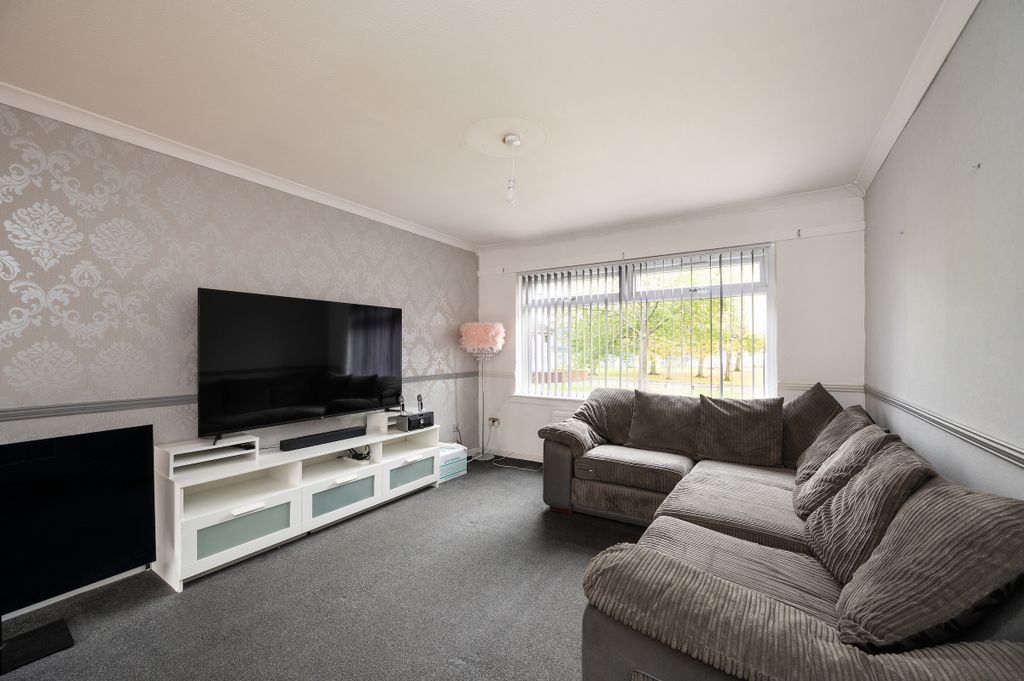 Property photo 3 of 21 Property Image 3