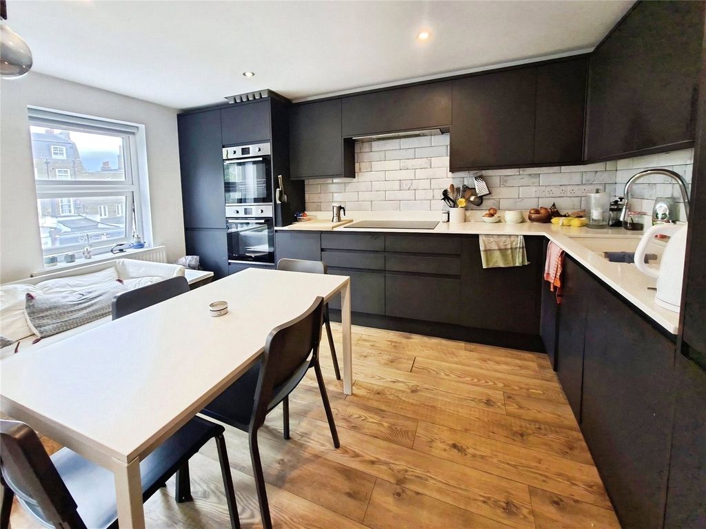 Property photo 2 of 17 Reception/Kitchen