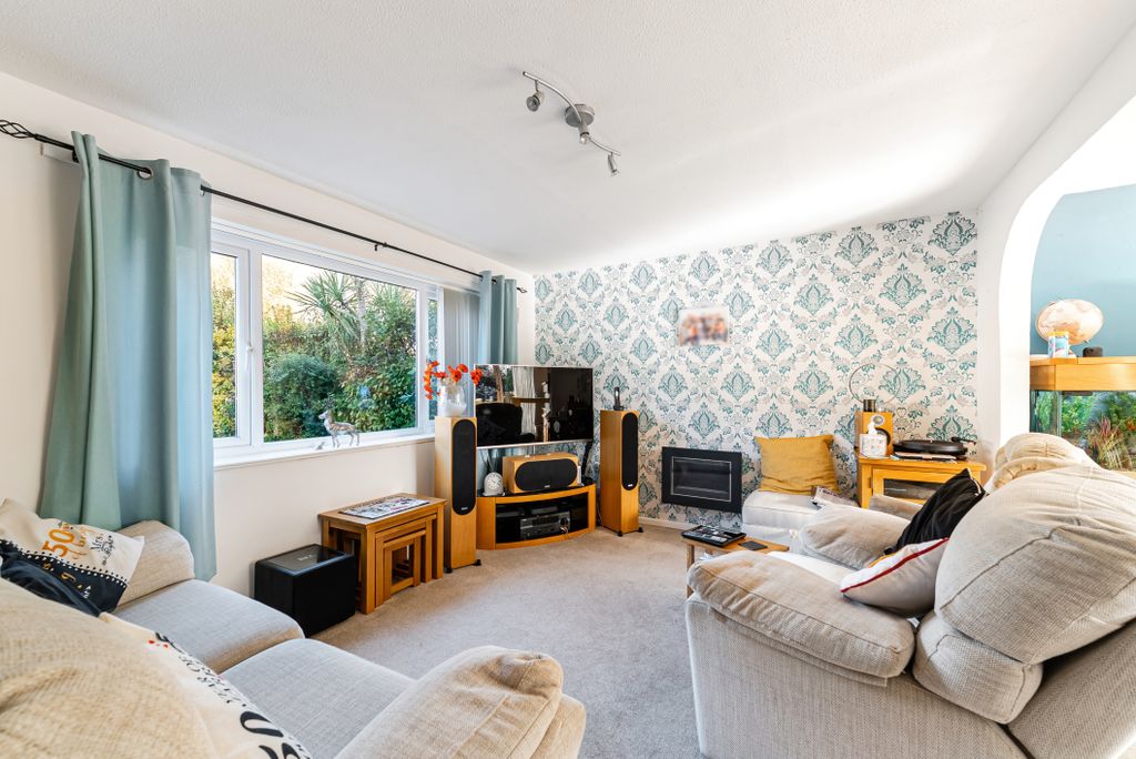 Property photo 3 of 30 Gallery