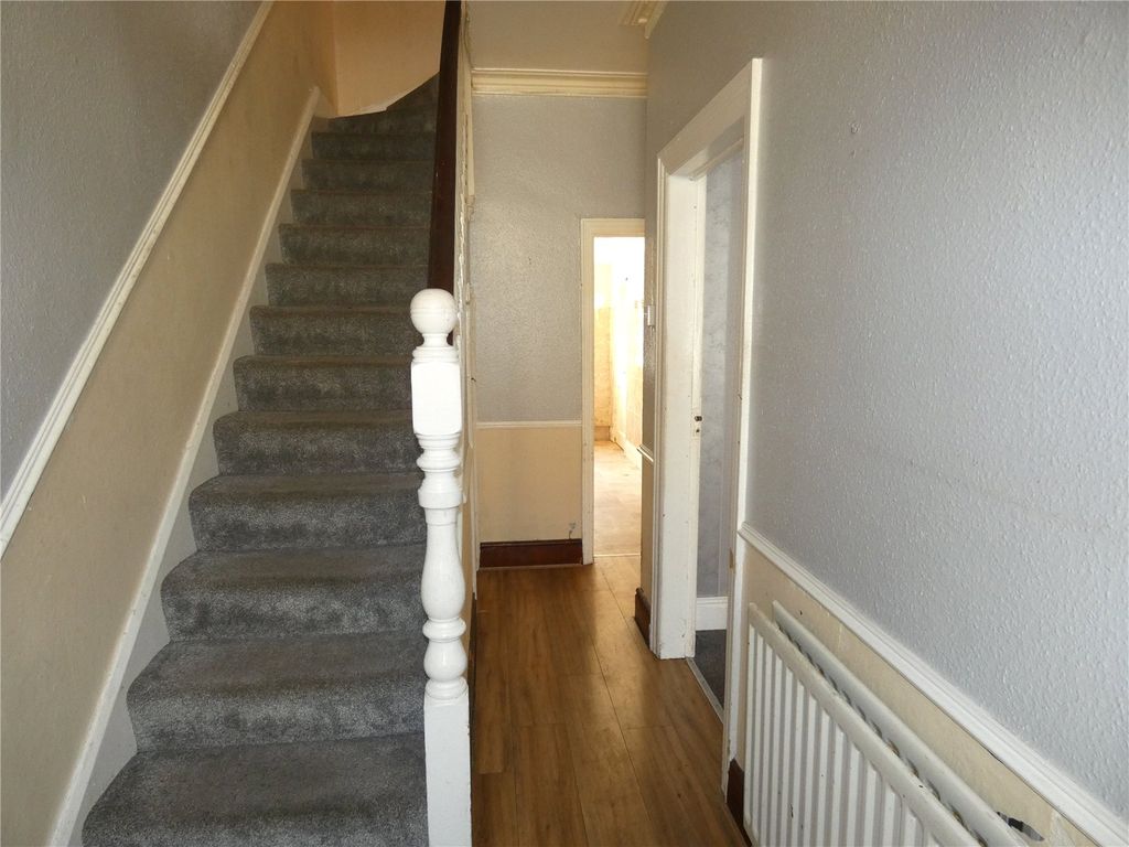 Property photo 2 of 11 Picture No. 08