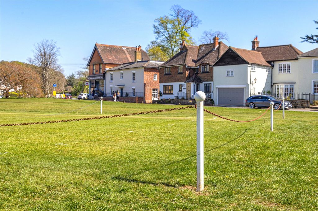 Property photo 3 of 21 Village Green