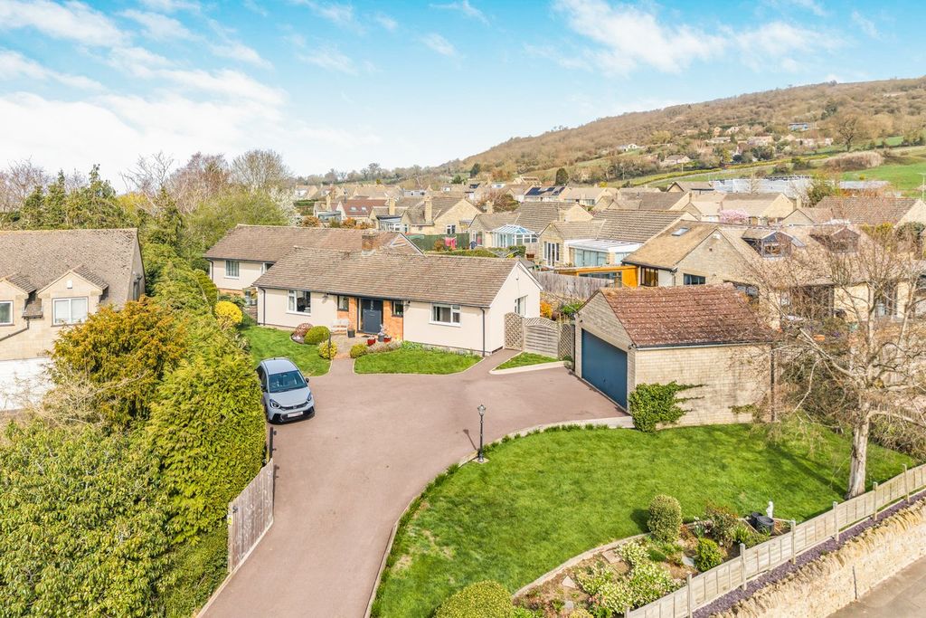 Property photo 1 of 23