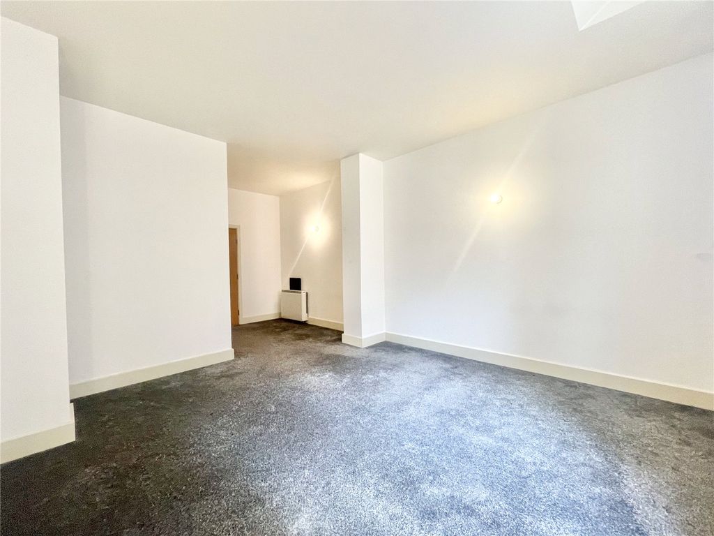 Property photo 3 of 6 Picture No. 03