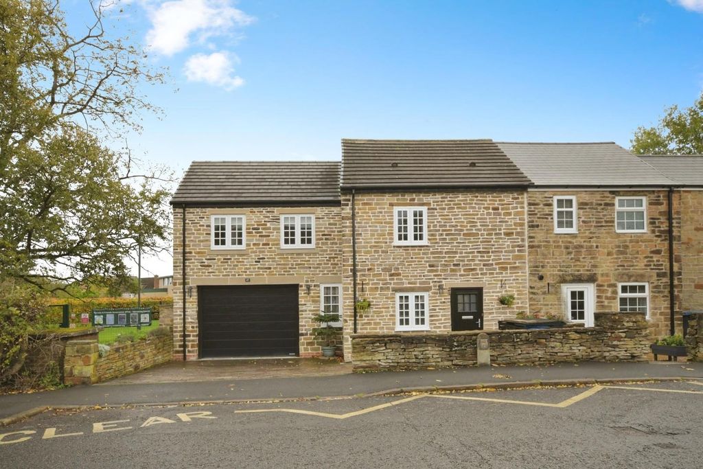 Property photo 1 of 28 Front.Jpg