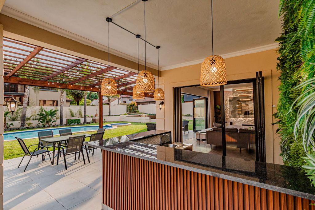 Property photo 2 of 45 Pt1715930