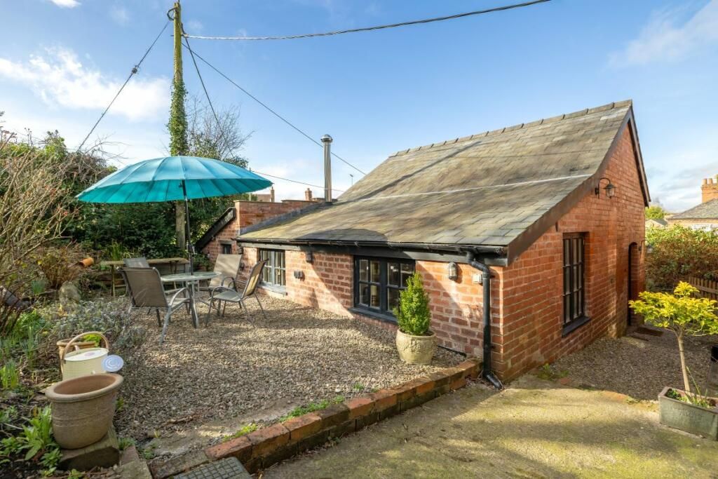 Property photo 1 of 13 The Old Bakehouse