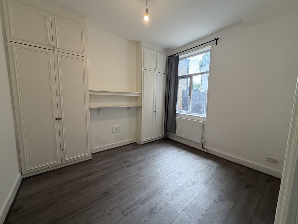 Property photo 3 of 11 Gallery