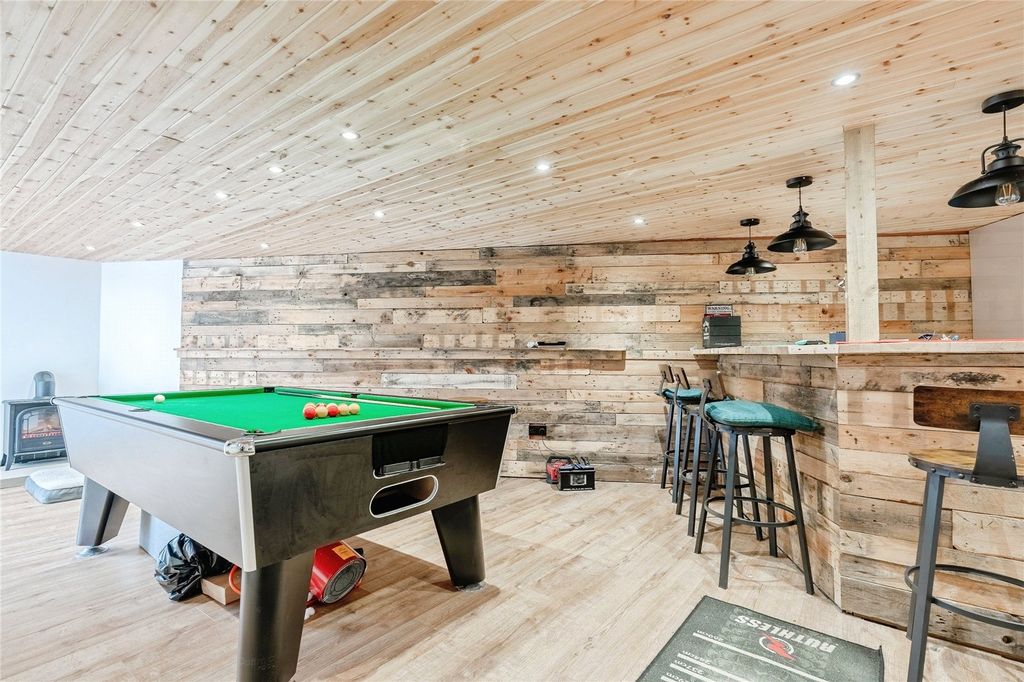 Property photo 3 of 20 Picture No. 26