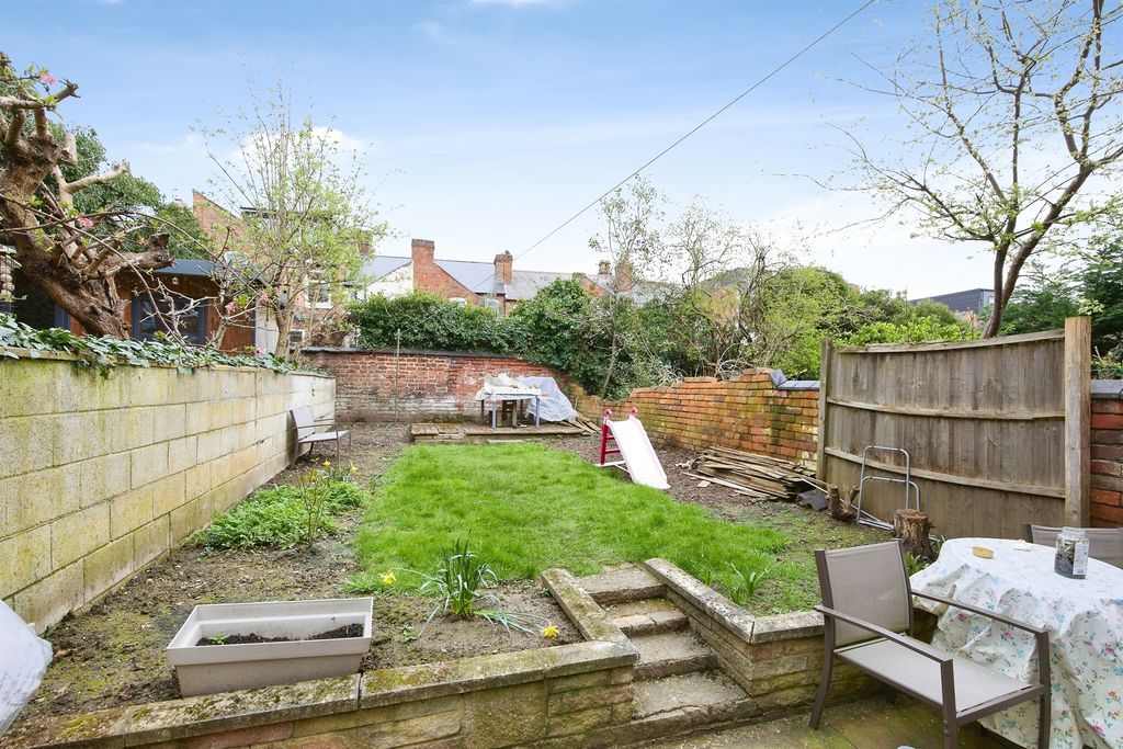 Property photo 3 of 19