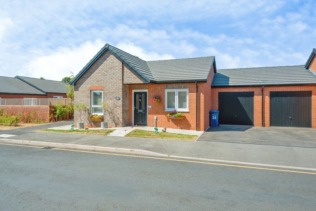 Property photo 1 of 27 Pbox-Img.Jpg
