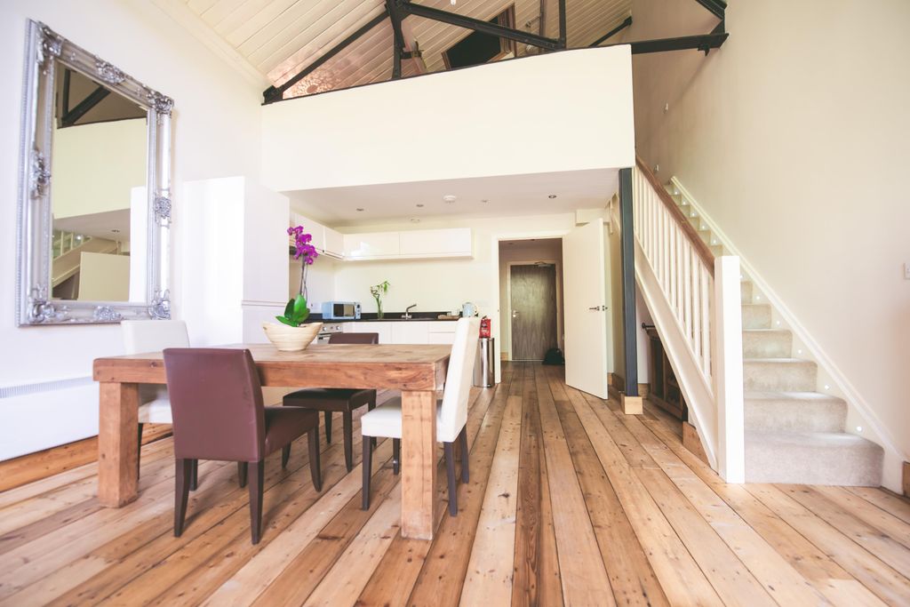 Property photo 1 of 6 Balcony