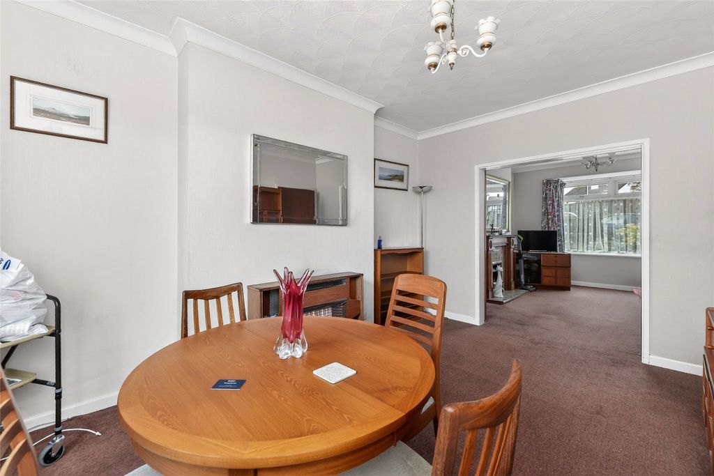 Property photo 3 of 16 Picture No. 14