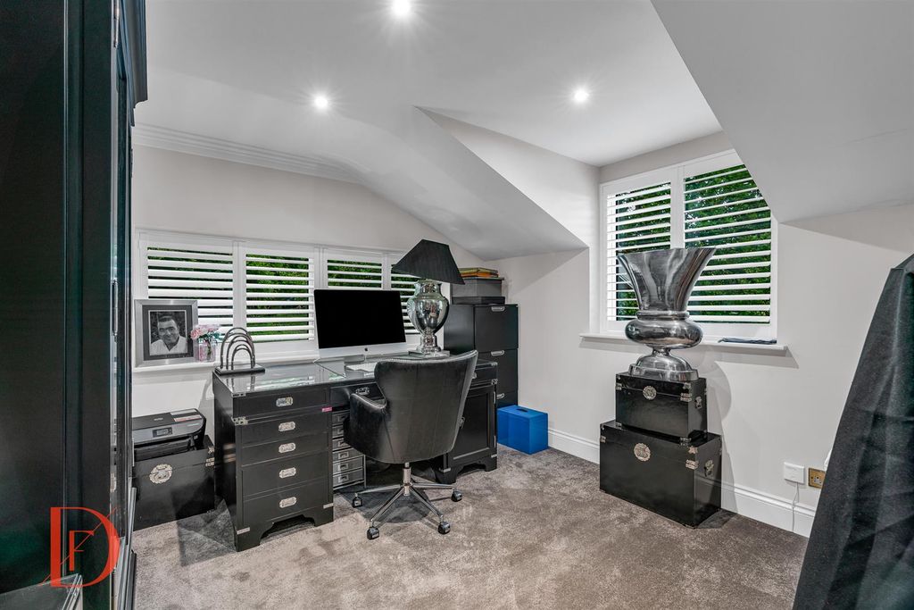 Additional image 35 of 4 bed detached house for saleWoodbury Hill, Loughton IG10