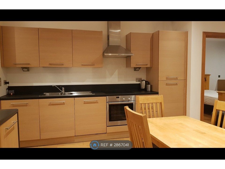 Property photo 3 of 13 Kitchen