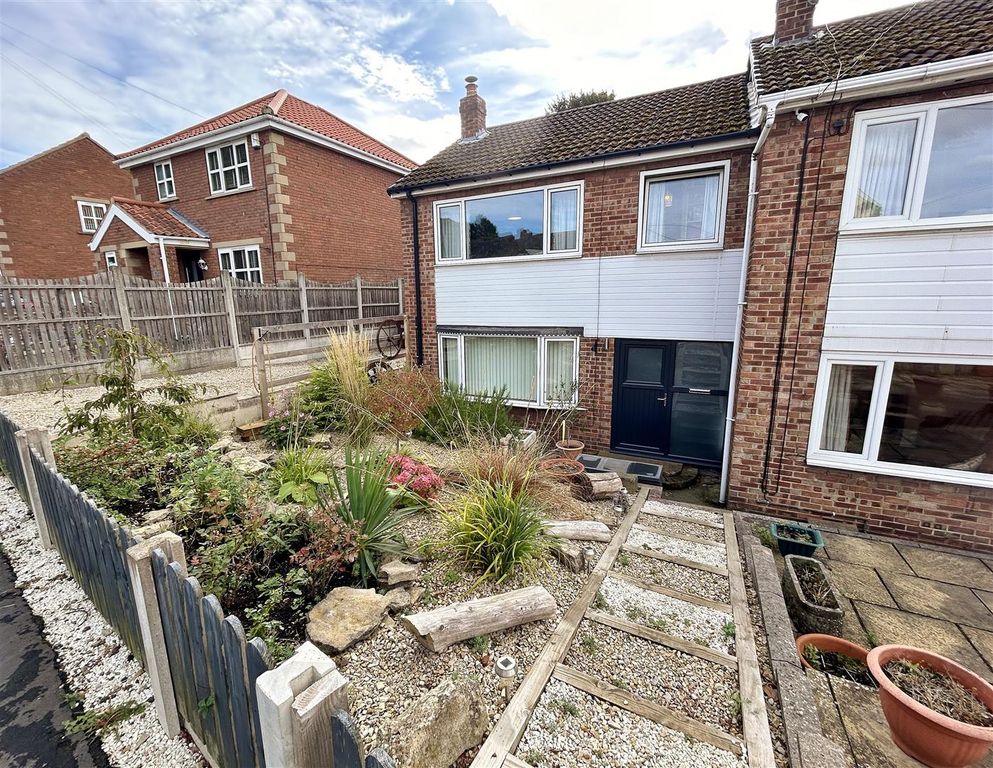 Property photo 1 of 24 Front External