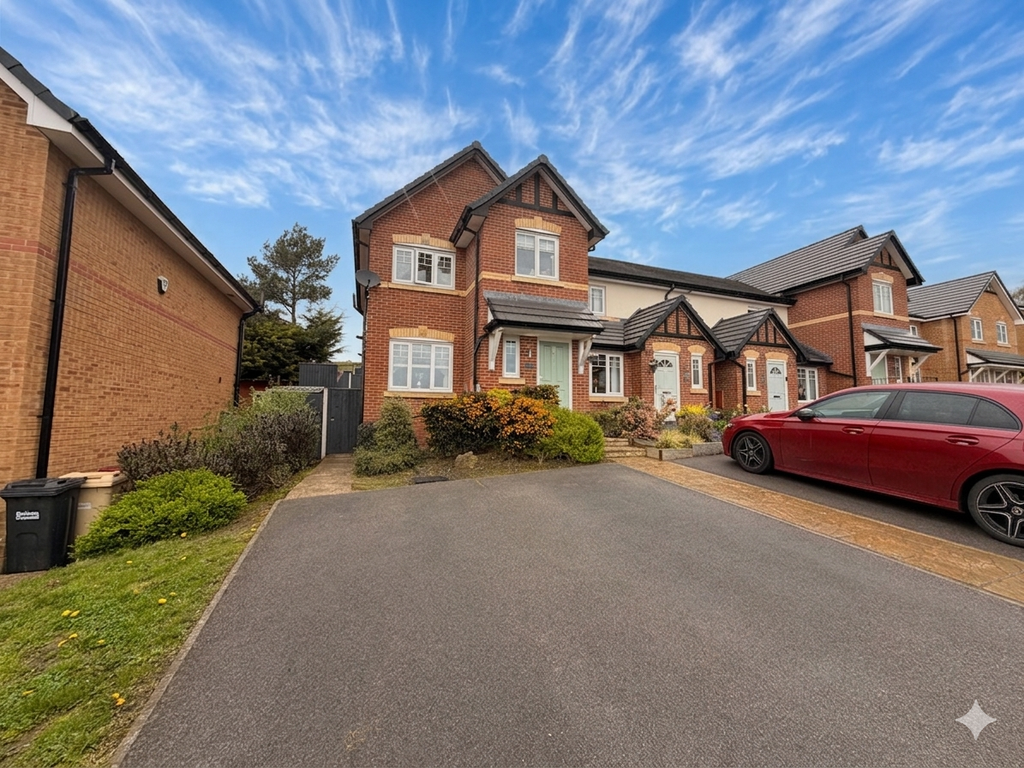 Property photo 1 of 18 Photograph